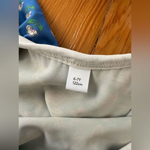 Mini Boden Mixed Floral Print Bikini Top - Picture 3 of 4